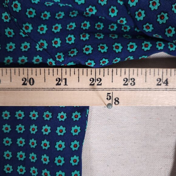 Tolani 100% Silk Button Tunic Womens Large Paisley Boho Roll Tab Sleeve FLAWS - Picture 3 of 16